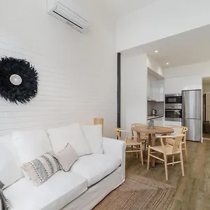casa-boma-lisboa-design-apartment-with-private-vegetal.hotels-lisbon-portugal.com/